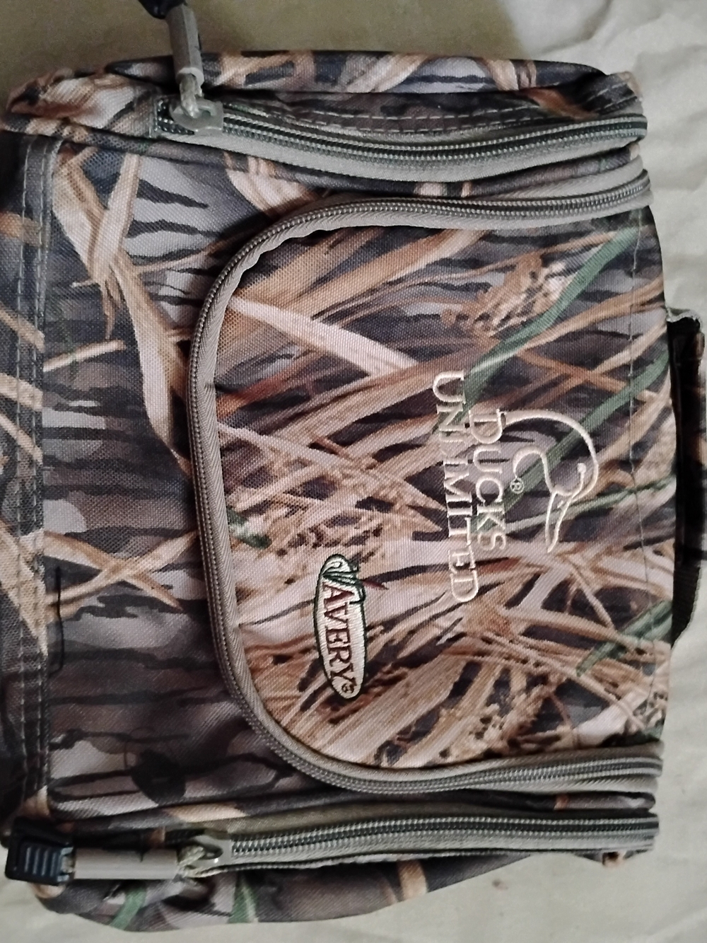 Avery Camouflage Toiletry Bag in Brown and Green